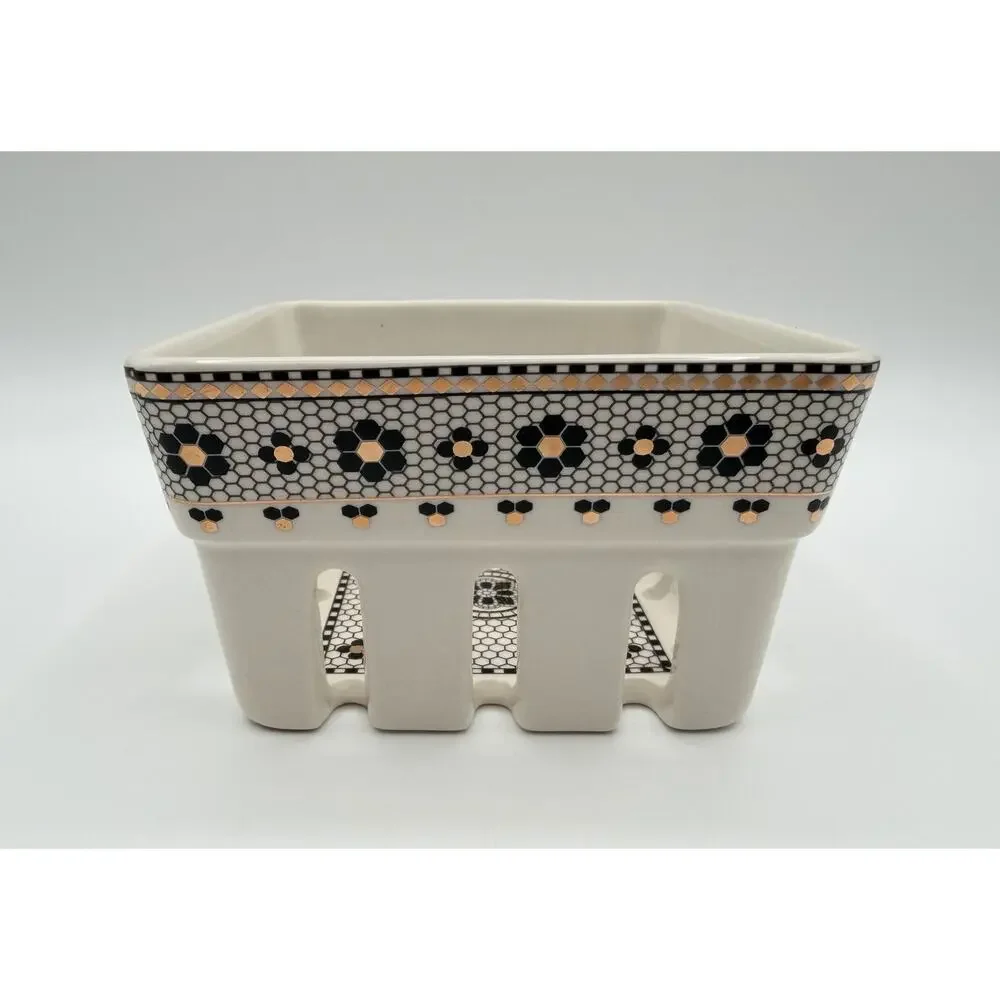 Anthropologie Mon Cheri Bistro Garden Tile Small Stoneware Berry Basket 4.25”